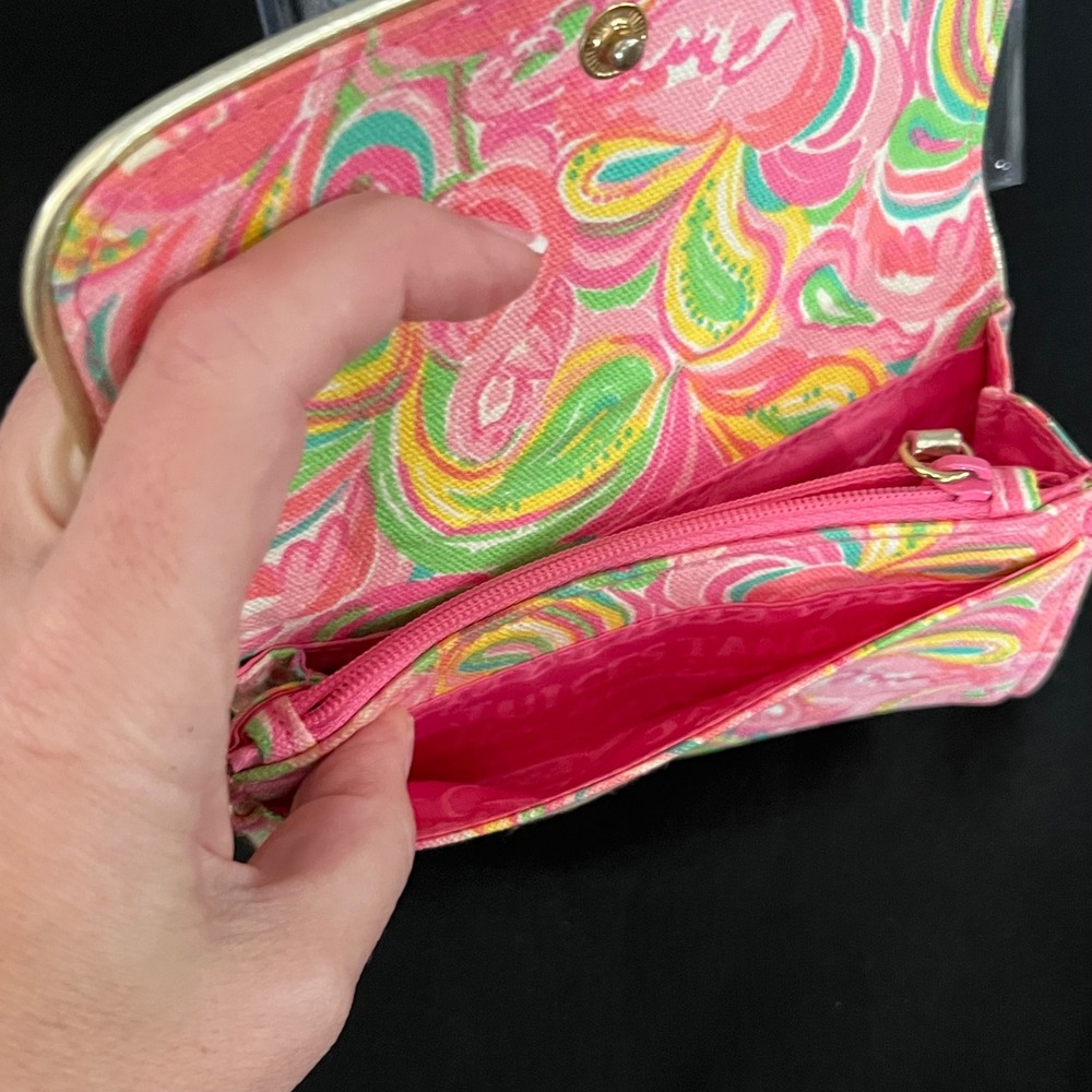 Lilly‎ Pulitzer It's a Keeper Pink Flamingo Canvas Wristlet Wallet Gold Trim - Picture 6 of 6